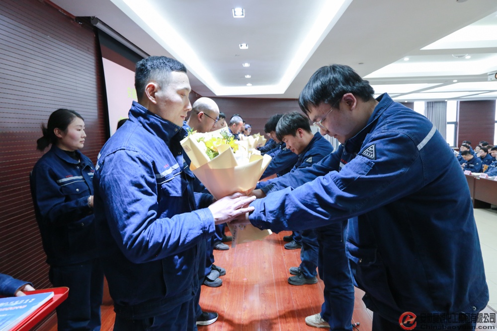 恒行6-品质新履历,专选恒行6