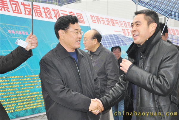 省人大常委会副主任任海深一行来我公司调查